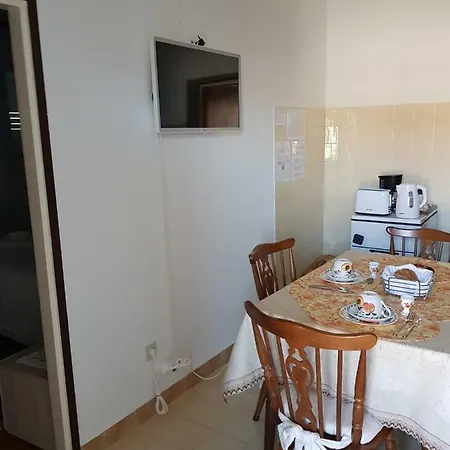 S Parkingom Businci Trogir